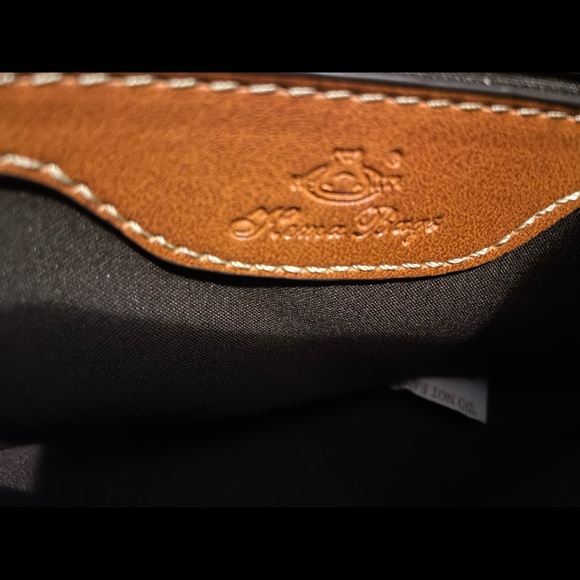 Hema Zhuofan Black Tapered Messenger Bag - Picture 13 of 15